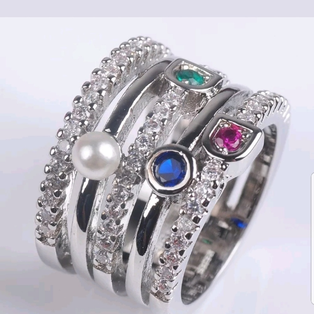 Silver different stone pearl ring